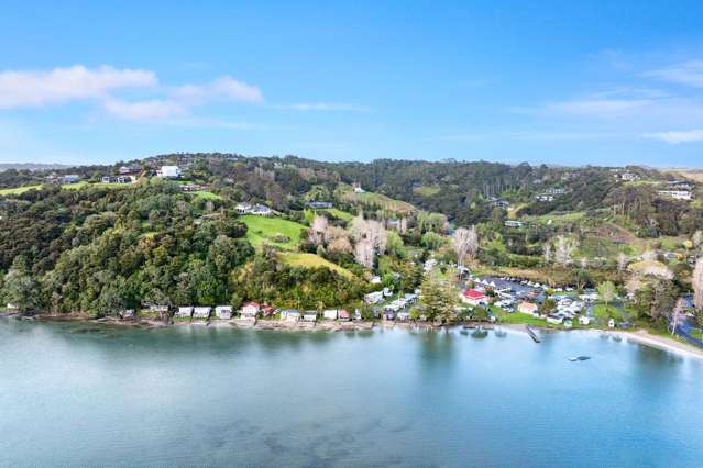 1334 Sandspit Road Sandspit_1