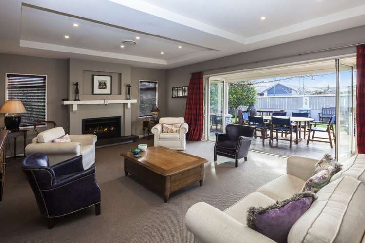 77 Beechwood Drive Northwood_12