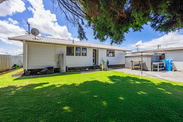 2/2 Resolute Way Papakura_2