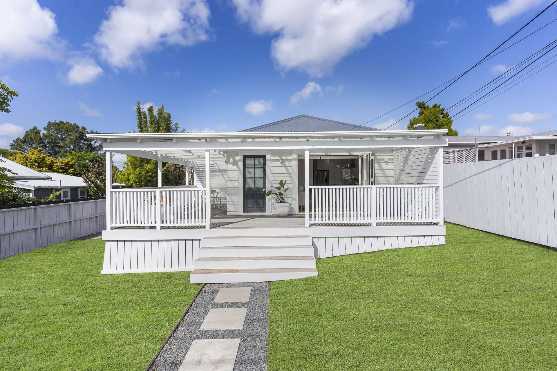 1/8 West Lynn Road Titirangi_0