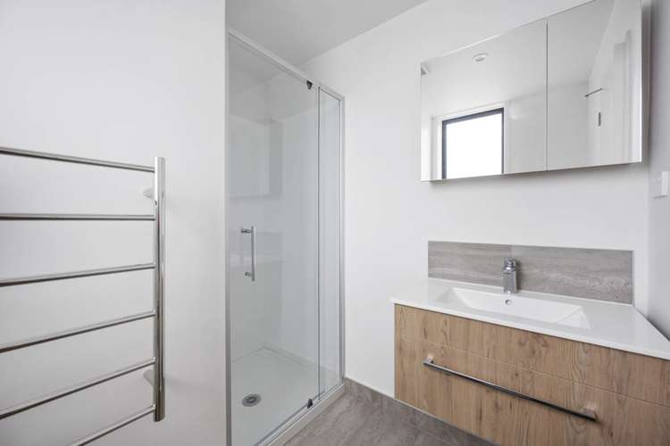 1/16 Treasure Lane Te Atatu South_5