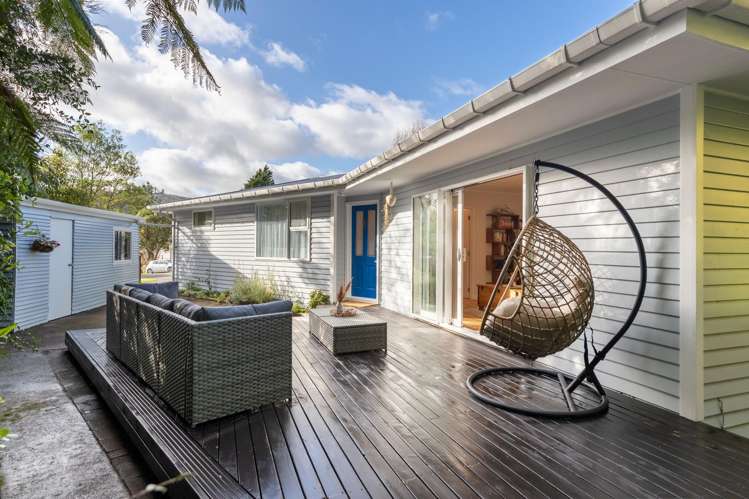 9 Harold Grove Stokes Valley_15