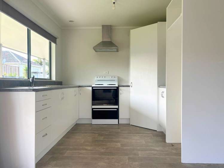 174 Western Hills Drive Kensington_1