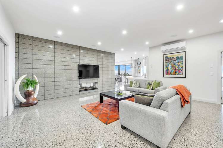 15 Liberty Crescent Beachlands_2