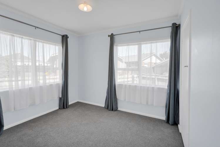 4 Standish Street Inglewood_11