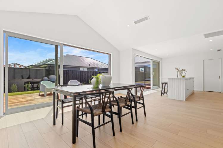 52 Greig Crescent Amberley_5