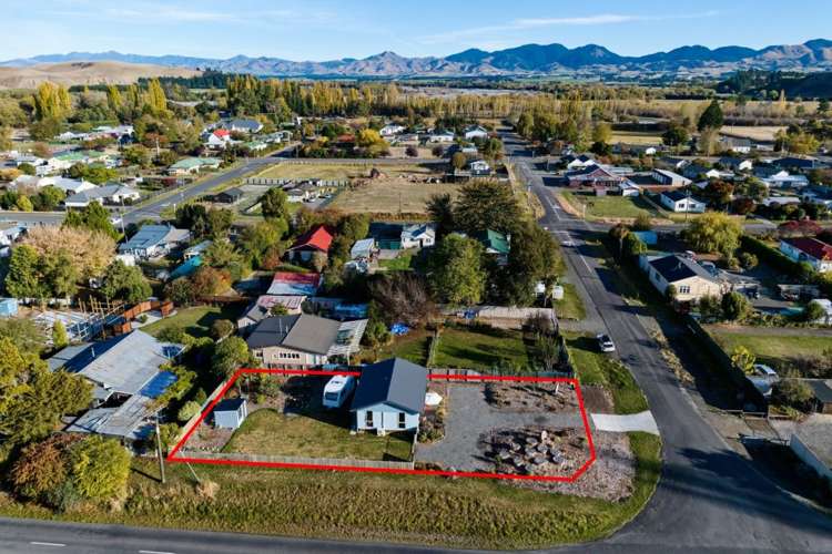 27 Parnassus Street Waiau_1