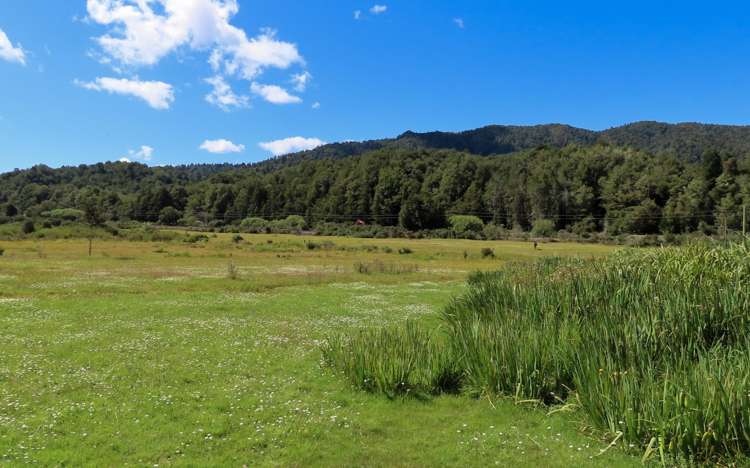 2265 State Highway 7 Reefton_12