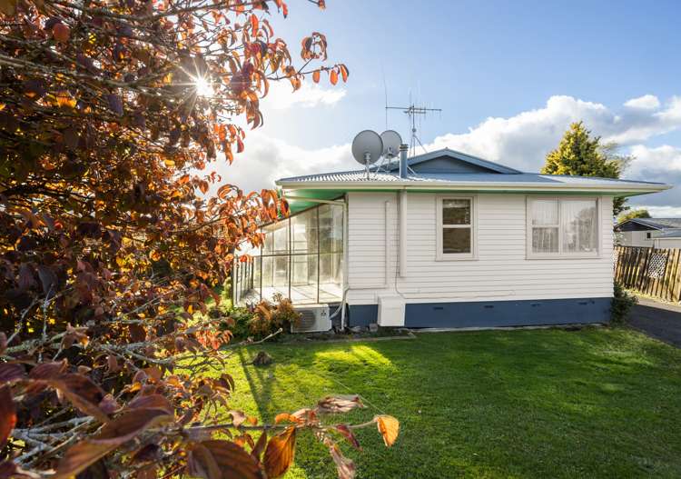 112 Saxbys Road Deanwell_12