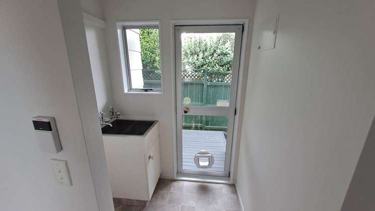 49A Beach Road Pahurehure_7