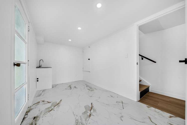 1/20 Sarajevo Place Massey_18