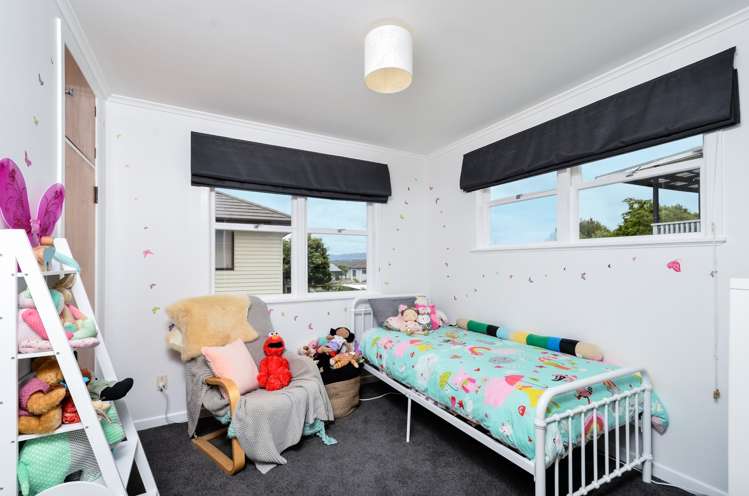 1 Crompton Road Massey_10