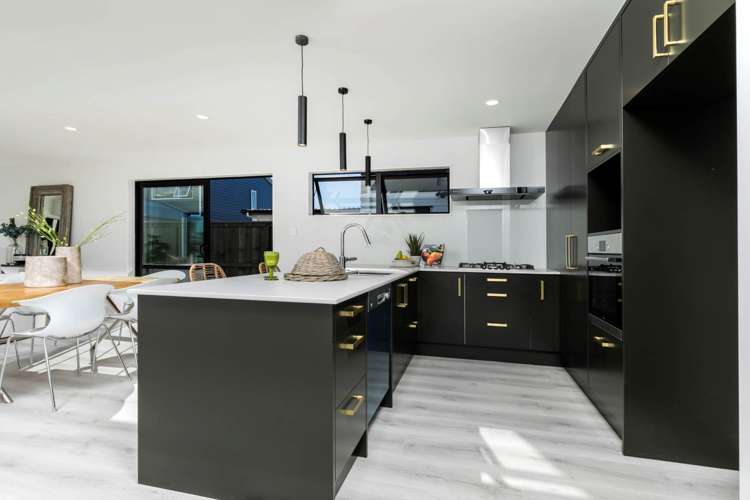 2 Agnes Court Silverdale_5