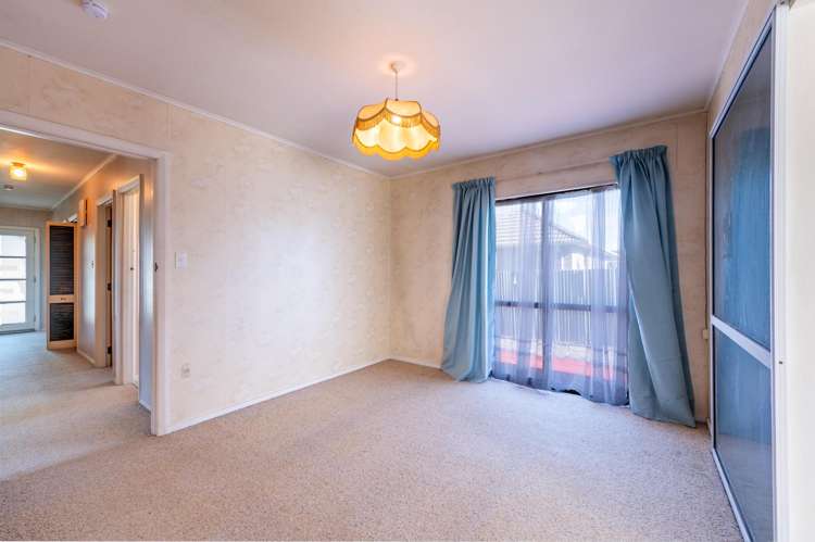 21 Cranby Crescent Onekawa_7