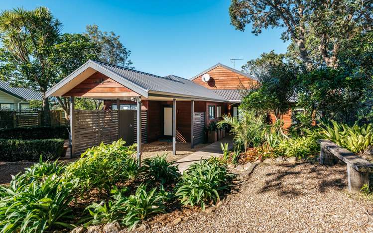 35 Junction Road Oneroa_3