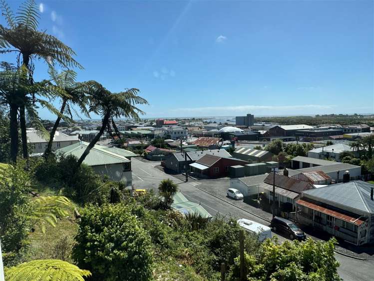 40 Chapel Street Greymouth_31