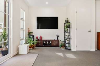 187I Great South Road_1