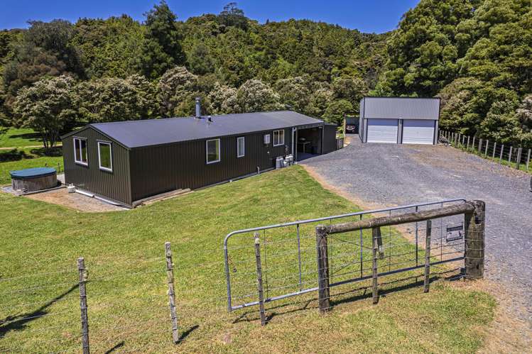 241a Hailes Road Whananaki_4