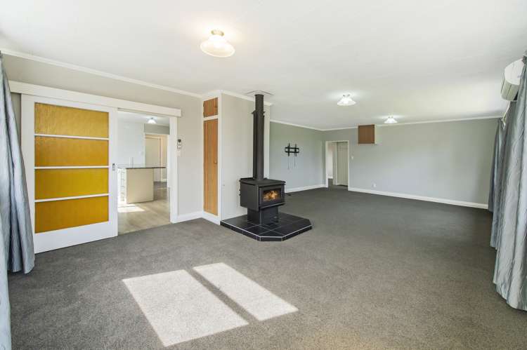 29 Sarsfield Street Southbridge_2