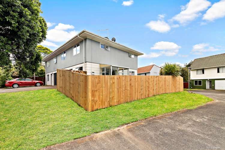 70 Kohekohe Street New Lynn_13