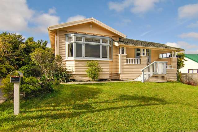 50 Percy Dyett Drive Karori_1