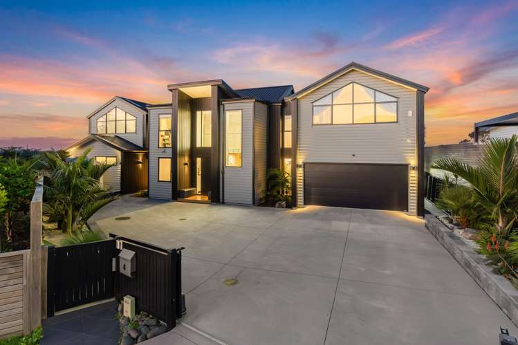 4 Taku Close Long Bay_38