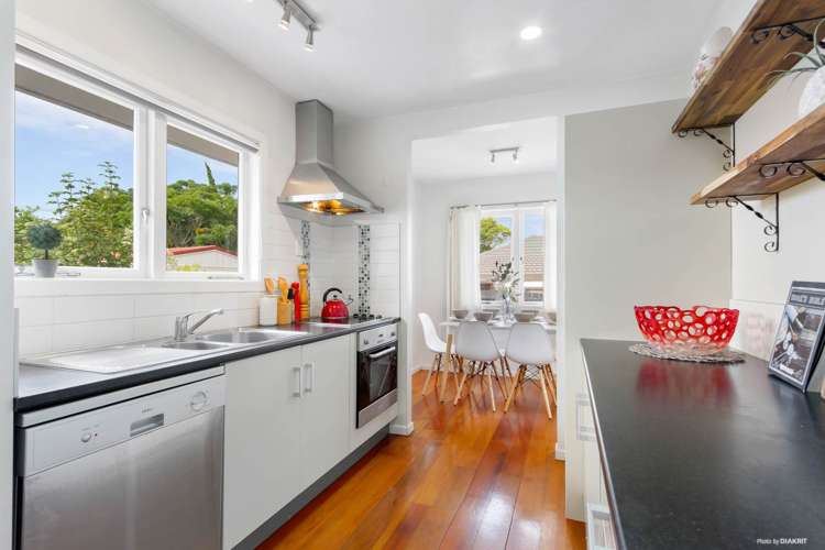 17 Vera Road Te Atatu South_6