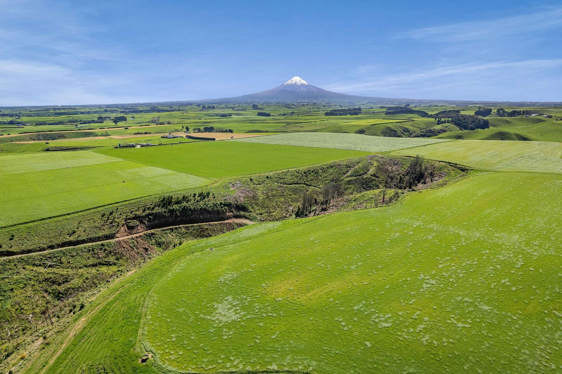 0n Mountain Road Normanby_0