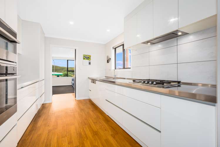 86 Mana Esplanade Paremata_5