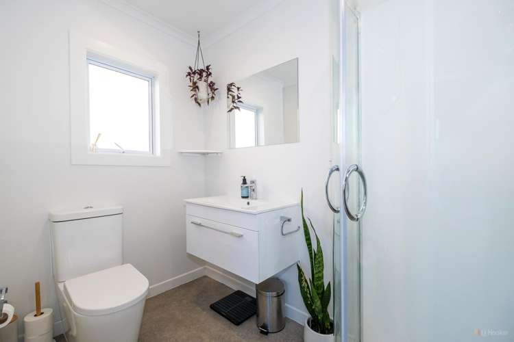 12 Marchwiel Street Marchwiel_13