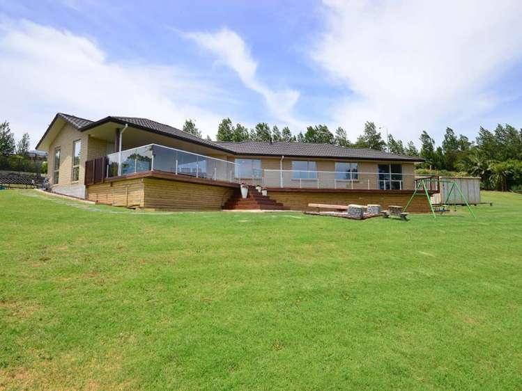 275 Whangaparaoa Road Red Beach_17