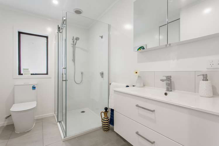 2/20 Reid Road New Lynn_11