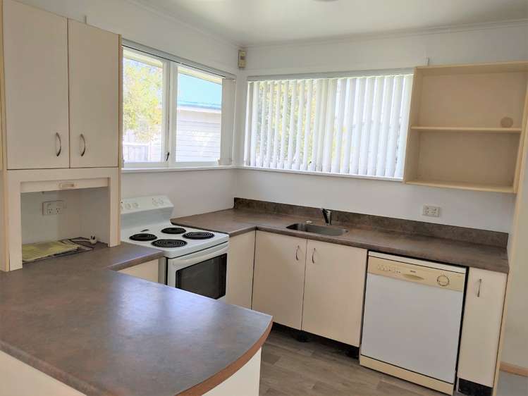 126 Edgewater Drive Pakuranga_10