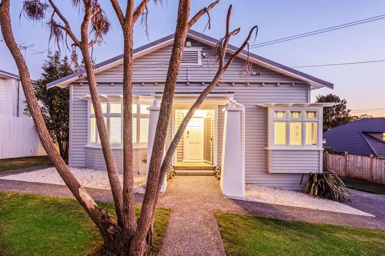 28 Highland Road Mount Albert_13