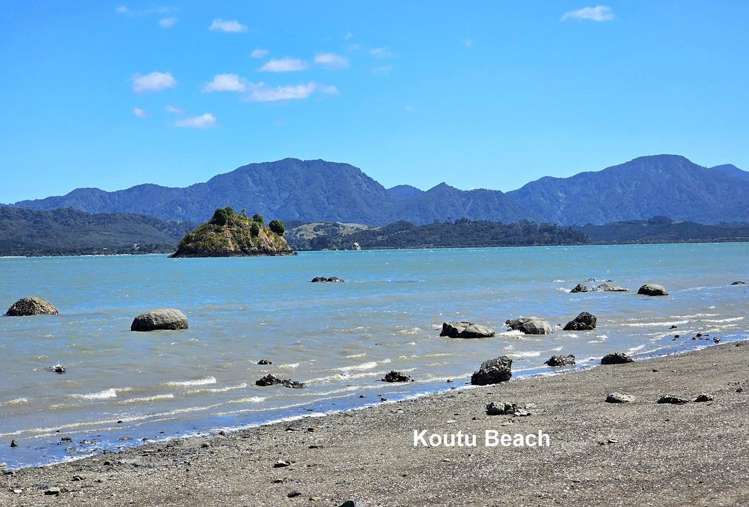 24 Koutu Beach Road Opononi_18