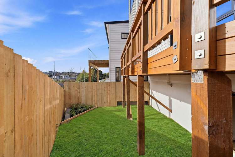 Lots1-3/12 Totaravale Drive Totara Vale_38