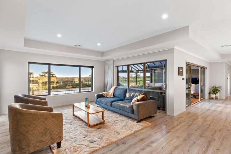 135 Nixon Road Taupaki_12