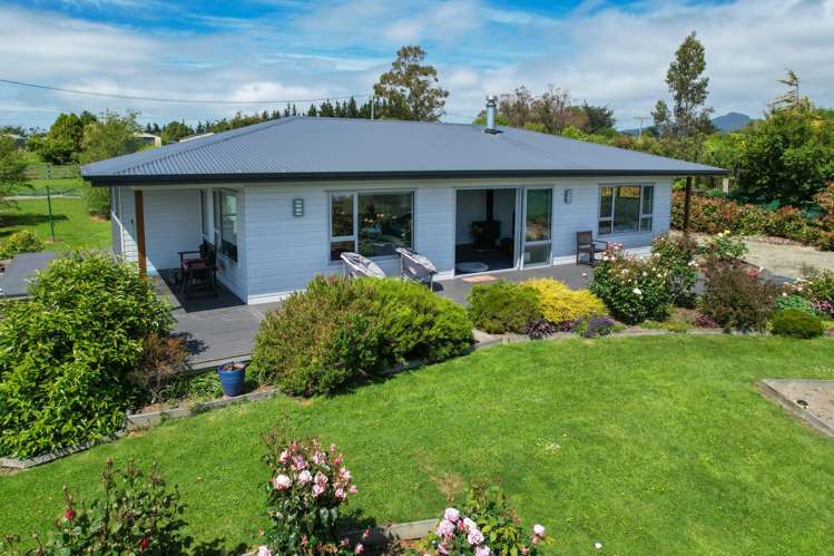 22 Oakham Street Hampden_13