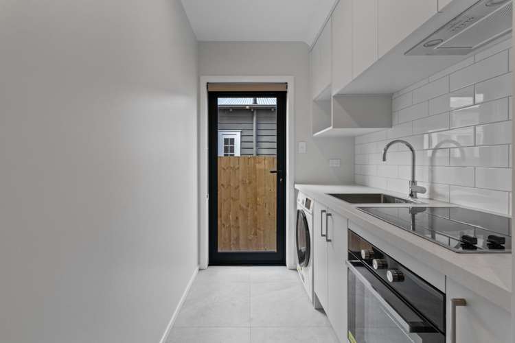 7/69 Albert Street 1074_4