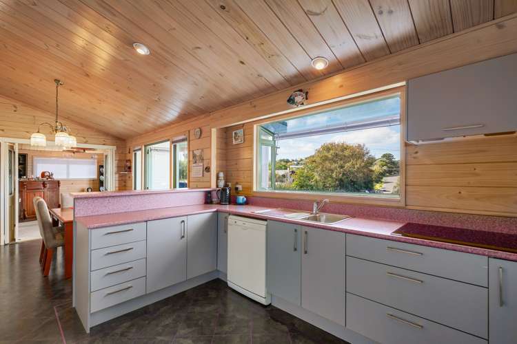 27 Tui Street Oneroa_7