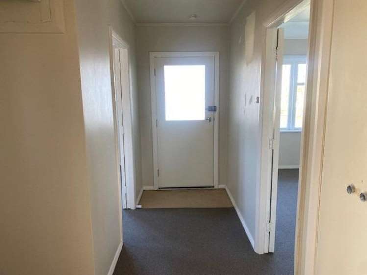 53 Wrantage Street Westown_9