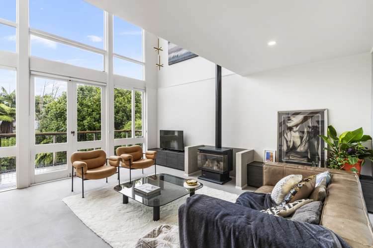 92 Parr Terrace Castor Bay_0