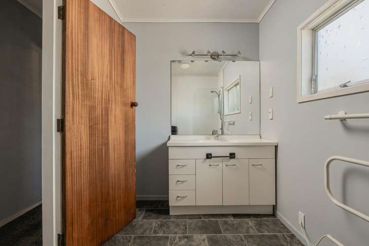 14 Titoki Avenue Waipahihi_15