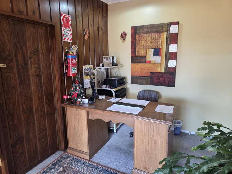 113 High Street Eltham_4