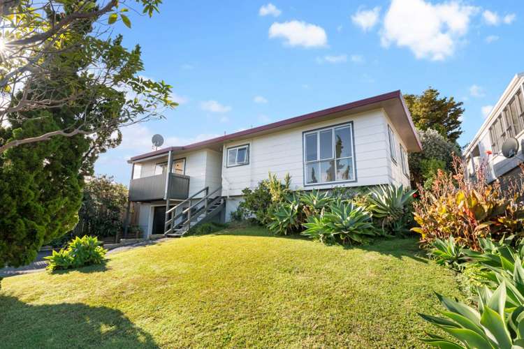 7A The Crescent Tindalls Beach_3