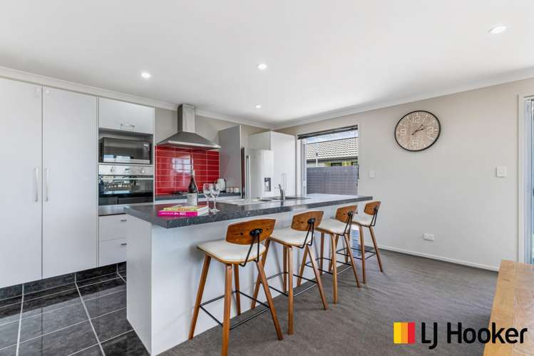 39 Sunningdale Street Wattle Downs_7