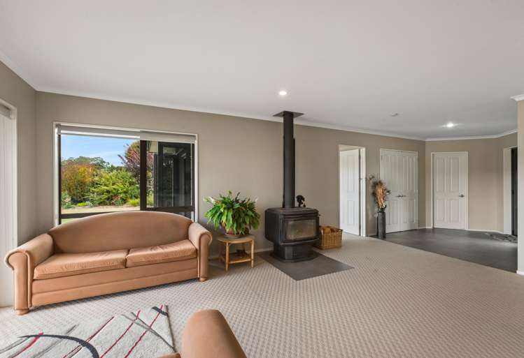 120 Walford Road Aongatete_11