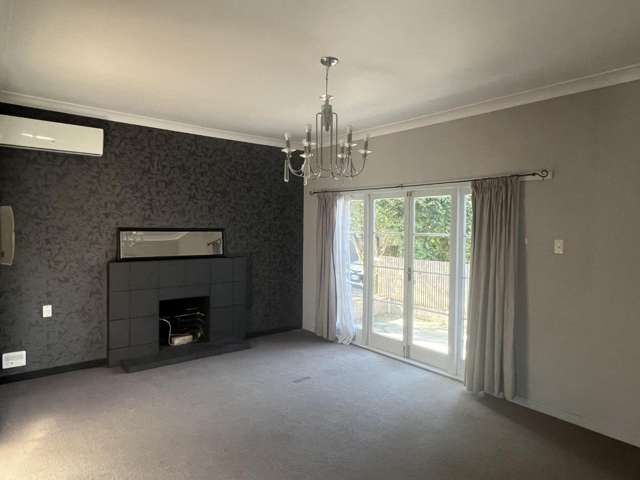 16B Flynn Road 1076_3