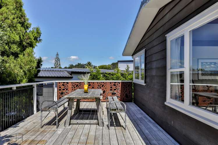 87 Stottholm Road Titirangi_19