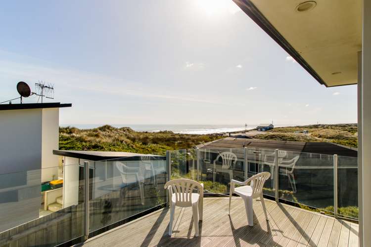 6 Marine Parade Foxton Beach Horowhenua Houses for Sale One Roof